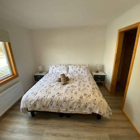 Departamentos Camino De Santiago Villa Puerto Natales Ngoại thất bức ảnh