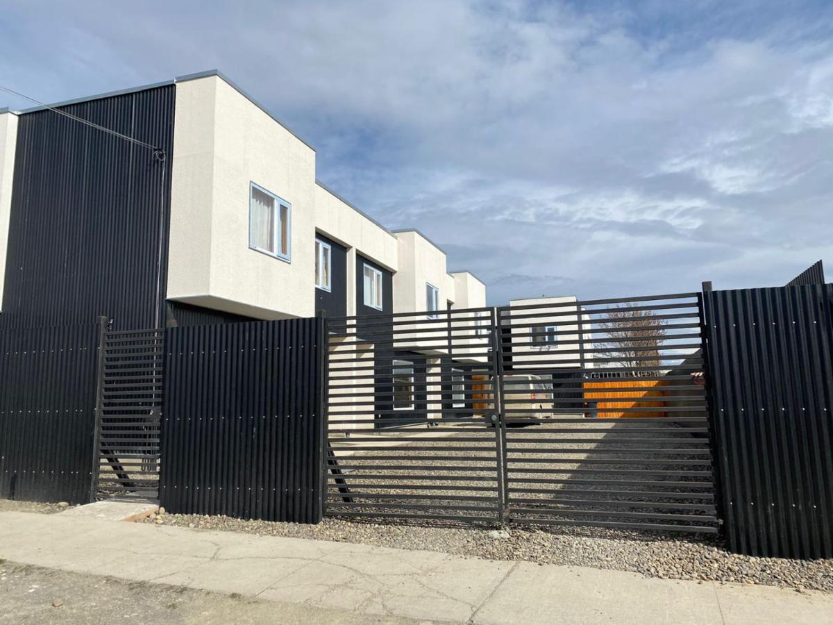 Departamentos Camino De Santiago Villa Puerto Natales Ngoại thất bức ảnh